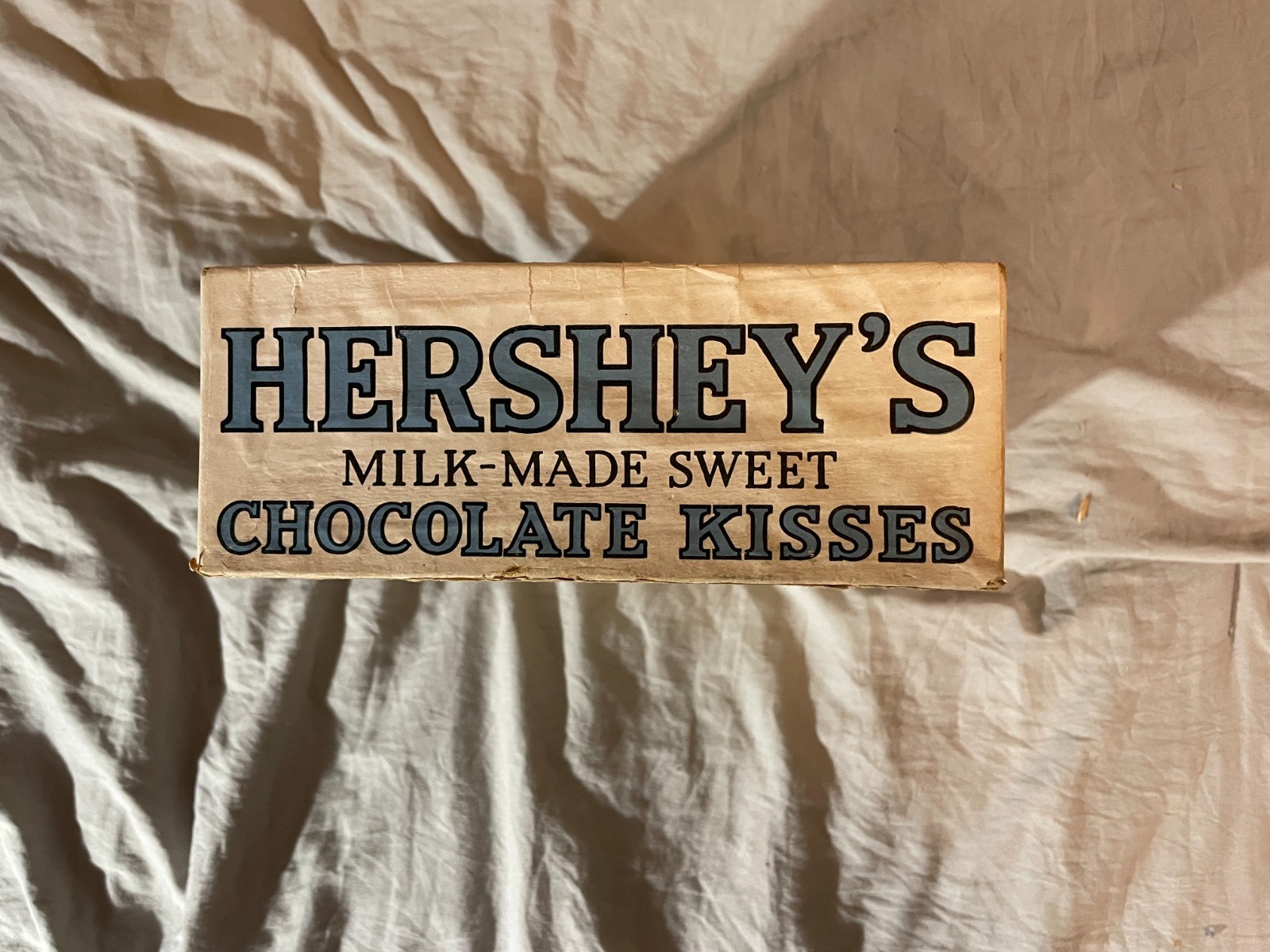 1930\'s HERSHEY\'S KISSES Original Display Box Bottom Vintage 8\