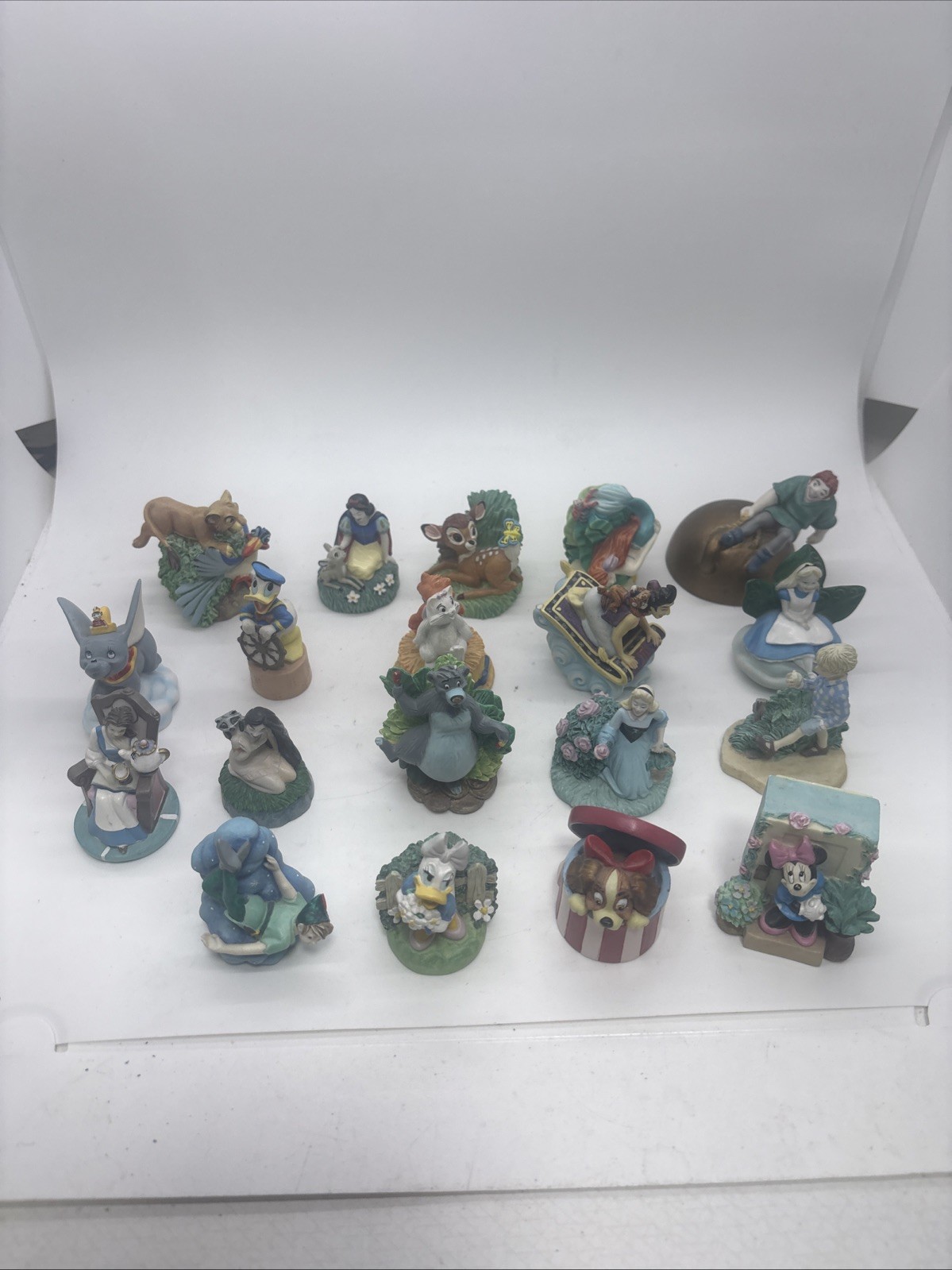 Lenox Disney Movie Thimble Collection Set Of 19 Thimbles Snow White Peter Pan