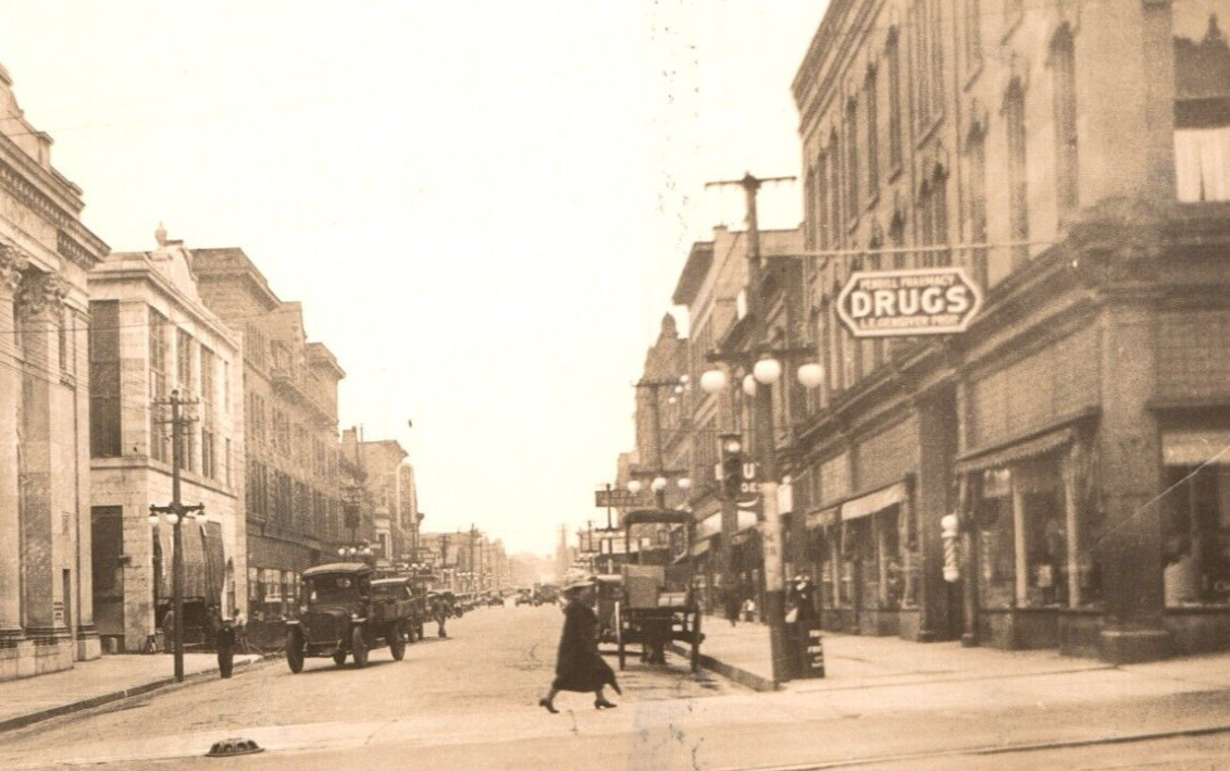 Marquette Michigan Washington St Pendill Pharmacy RX RPPC First National Bank