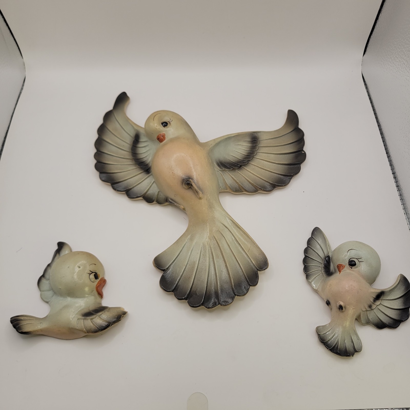 VTG  Anthropomorphic Birds Wall Plaques MCM Kitsch Pastel Wall Hanging St. Clair