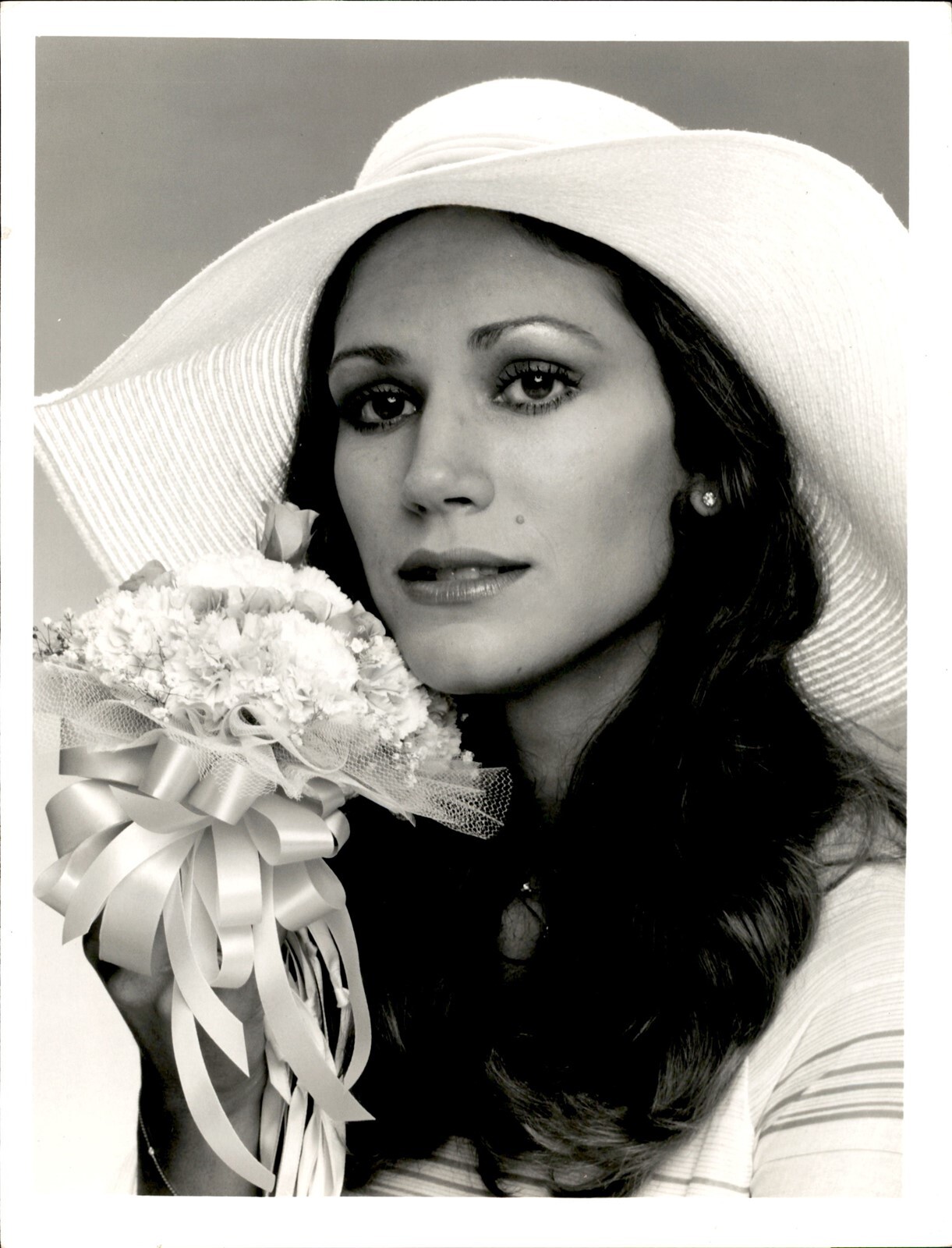 BR40 1975 Original Photo PAMELA HENSLEY Marcus Welby MD Sultry Glamorous Actress