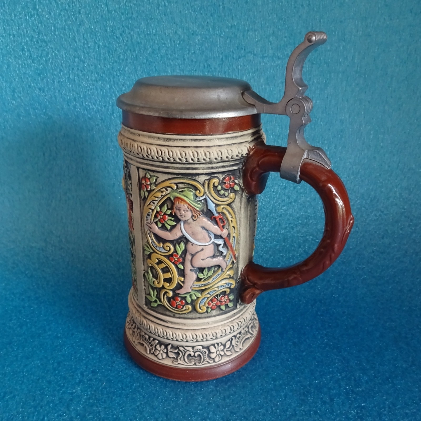 VTG Gerz West Germany Beer Stein Pewter Lid Relief Hunter Jaegers Putto Cherubs