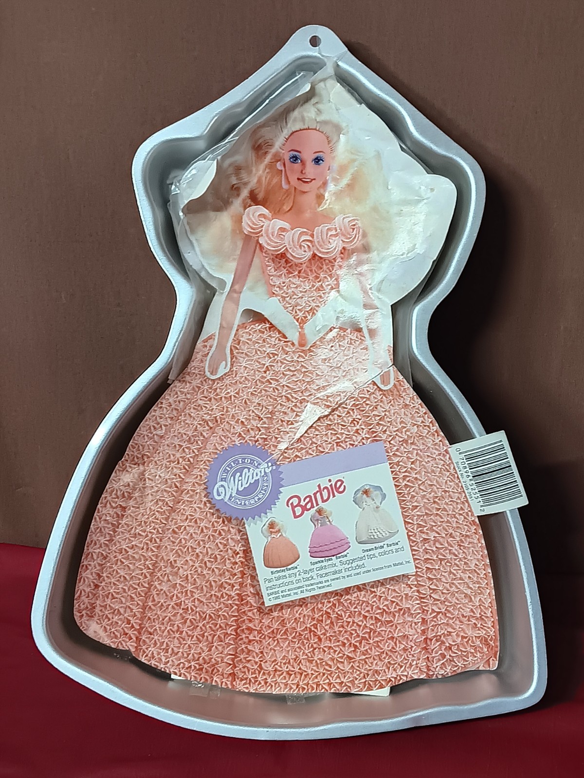 Wilton NEW Barbie Cake Pan Mold 3D 1992 Vintage Kitchen Baking Cooking 2105-2551