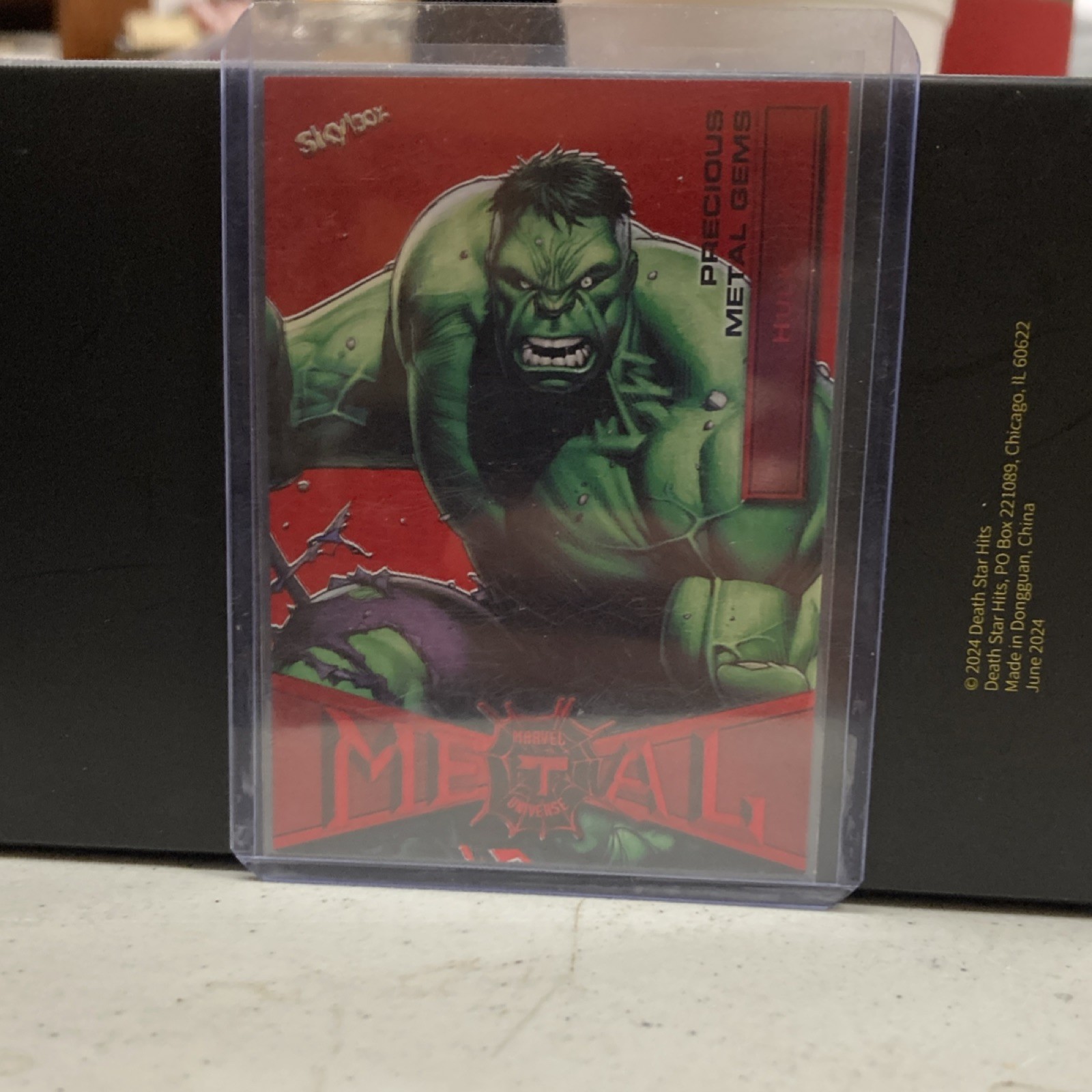 SkyBox Marvel Metal Universe Spider-Man Hulk #33 Precious Metal Gems 048/100