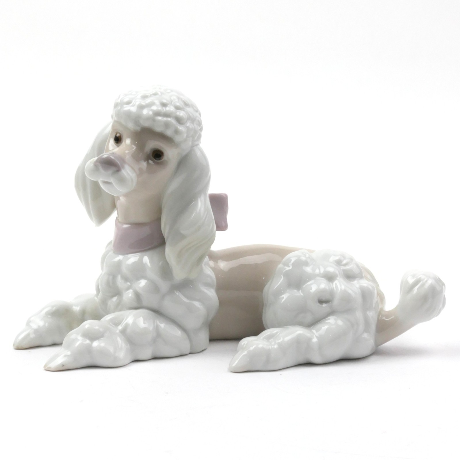 LLADRO Poodle Lying Down Beige/White with Pale Purple Bow #6337 (No Box)