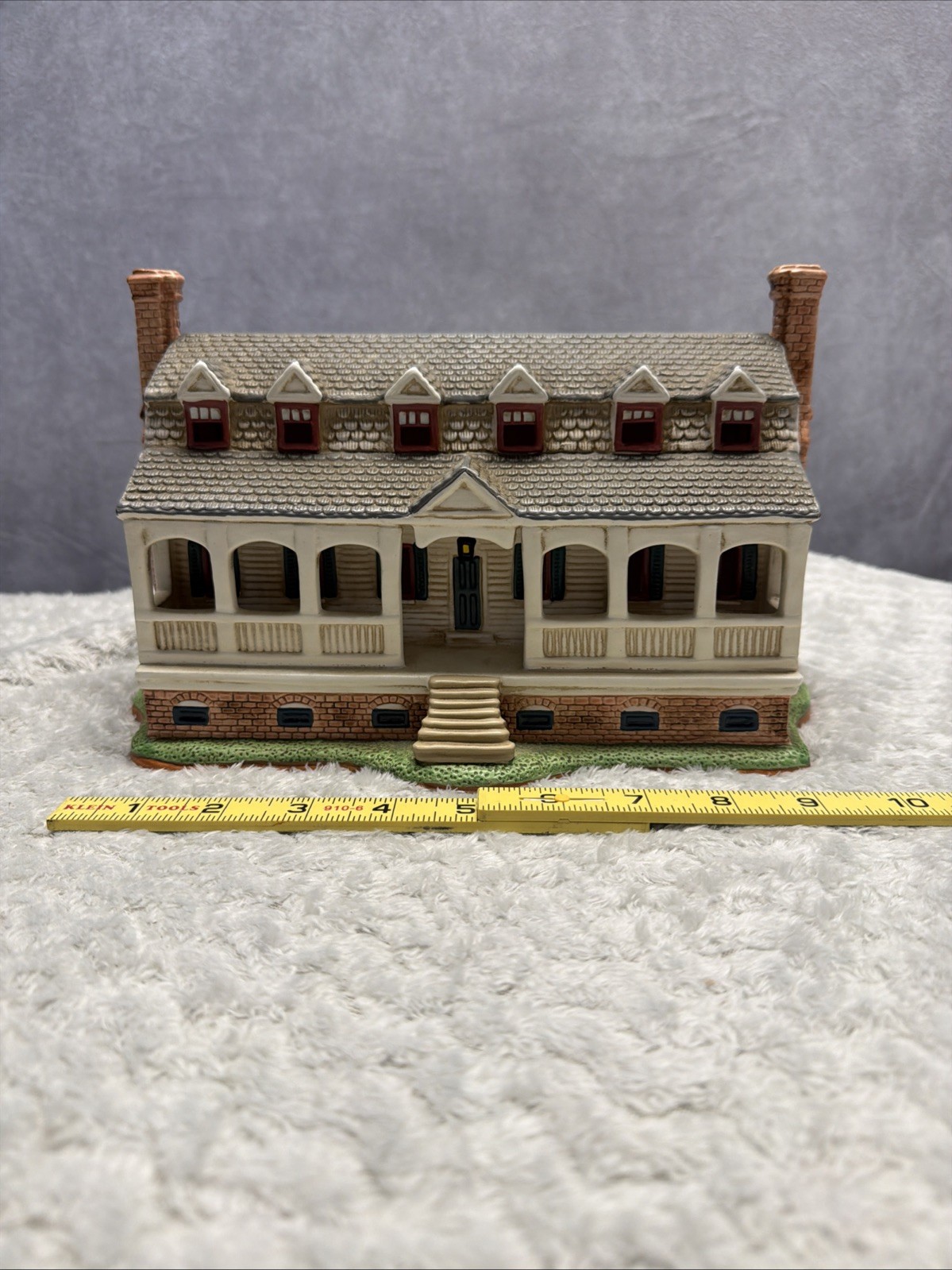Colonial Williamsburg Lefton 1771 Christiana Campbell\'s Tavern 1998 - 11705