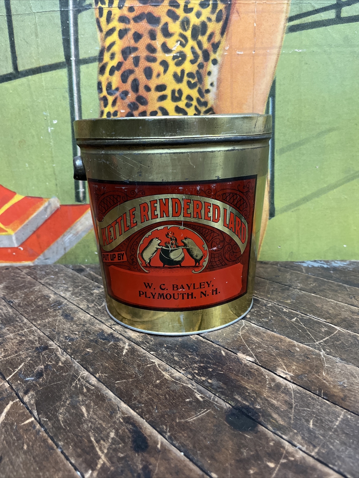 VINTAGE W. C. BAYLEY LARD TIN CAN SIGN PIG HOG CALDRON FARM FEED NEW HAMPSHIRE