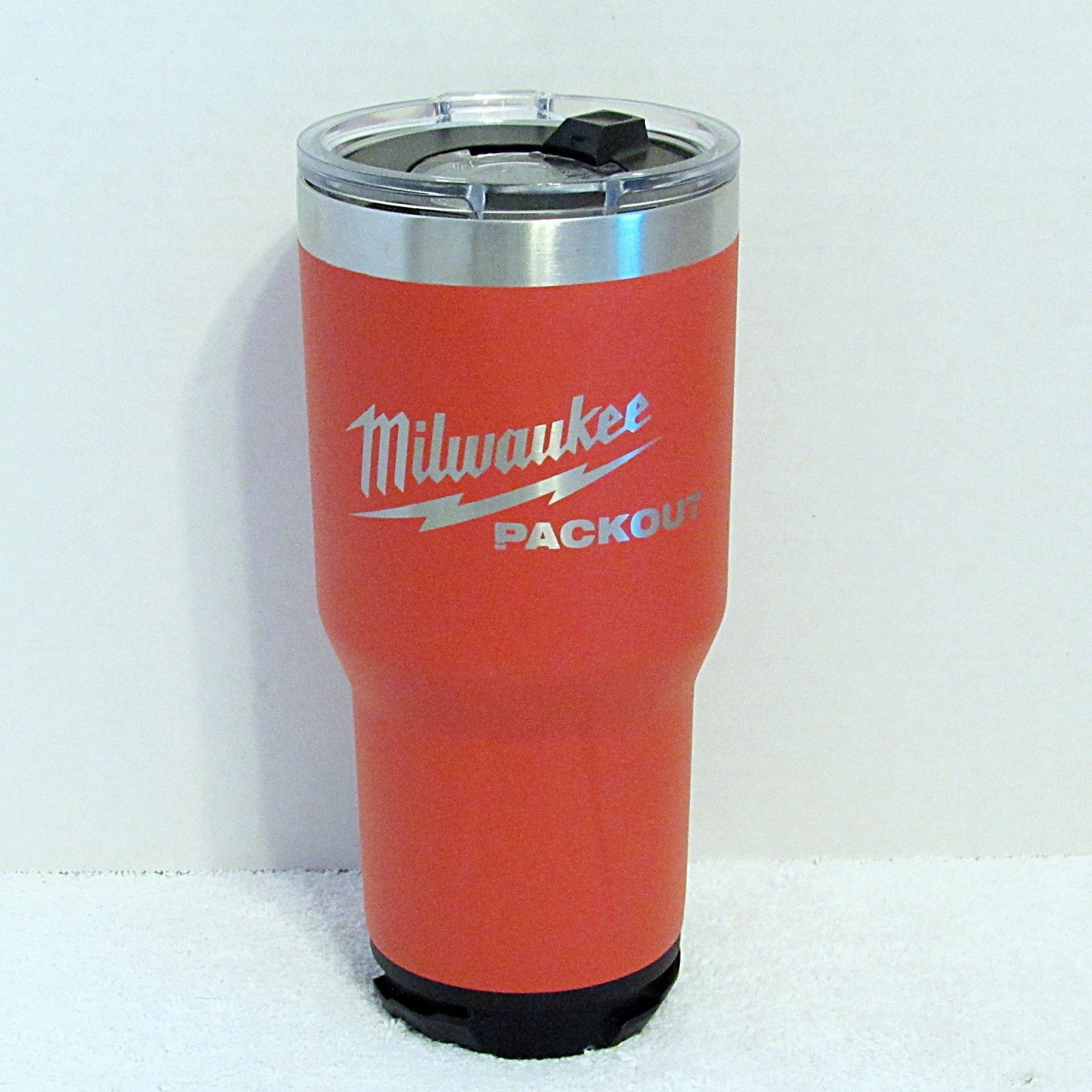 Milwaukee Packout 30oz Red Drink Tumbler Insulated (48-22-8393R)