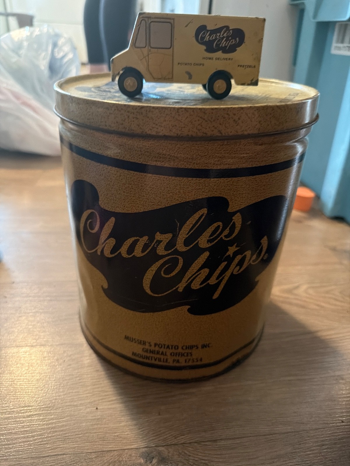 Vintage 1970s Charles Chips Potato Chip Tin w/lid 16 Oz and Charles Chips Toy Vintage 1970s Charles Chips Potato Chip Tin w/lid 16 Oz and Charles Chips Toy