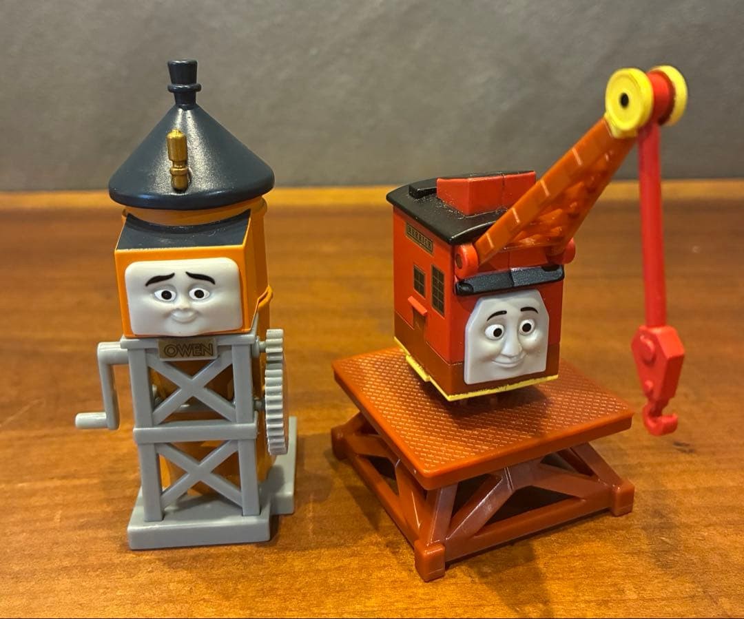 Capsule Plarail Thomas & Friends Owen and Merrick 2 Piece Set 15+