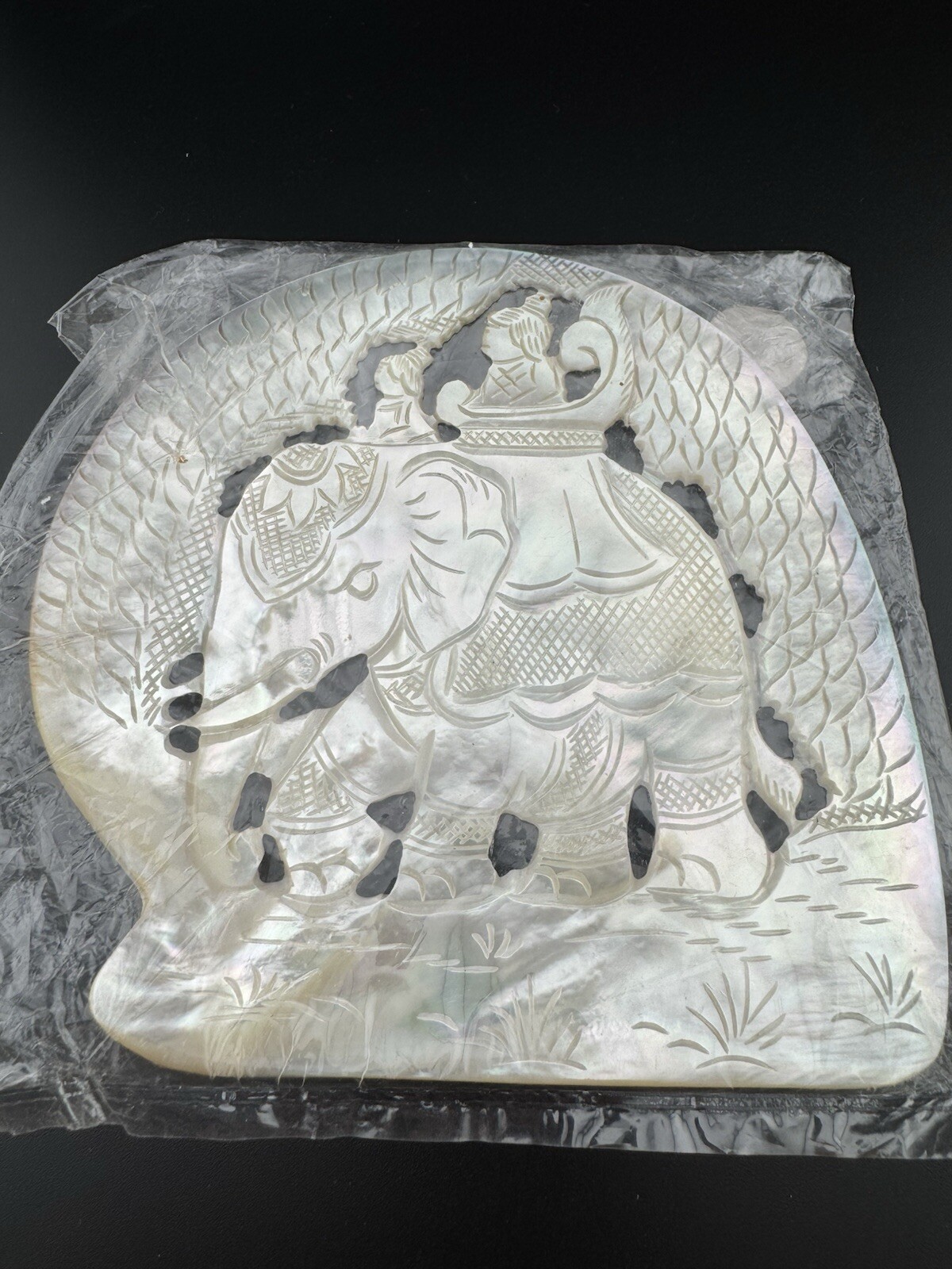 Asian Hand Carved Mother of Pearl Art Plate Dish Elephant (#EC4)