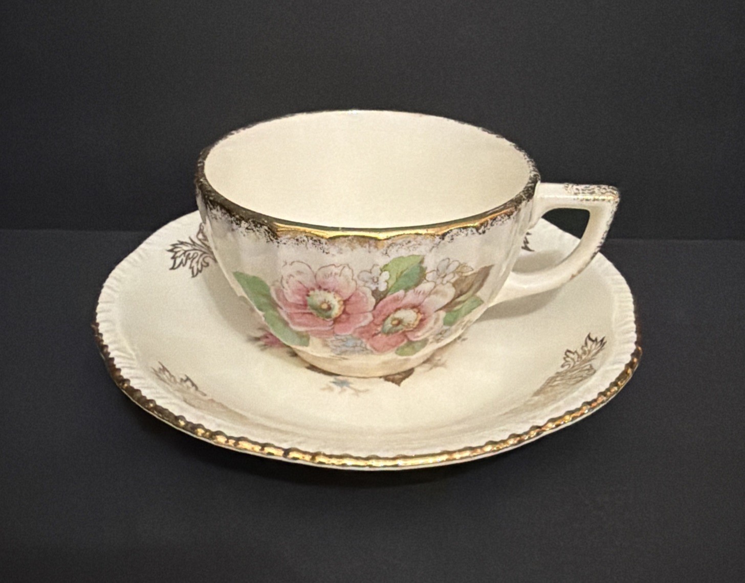 VTG Homer Laughlin Queen Esther Footed/Scalloped Cup & Saucer Set