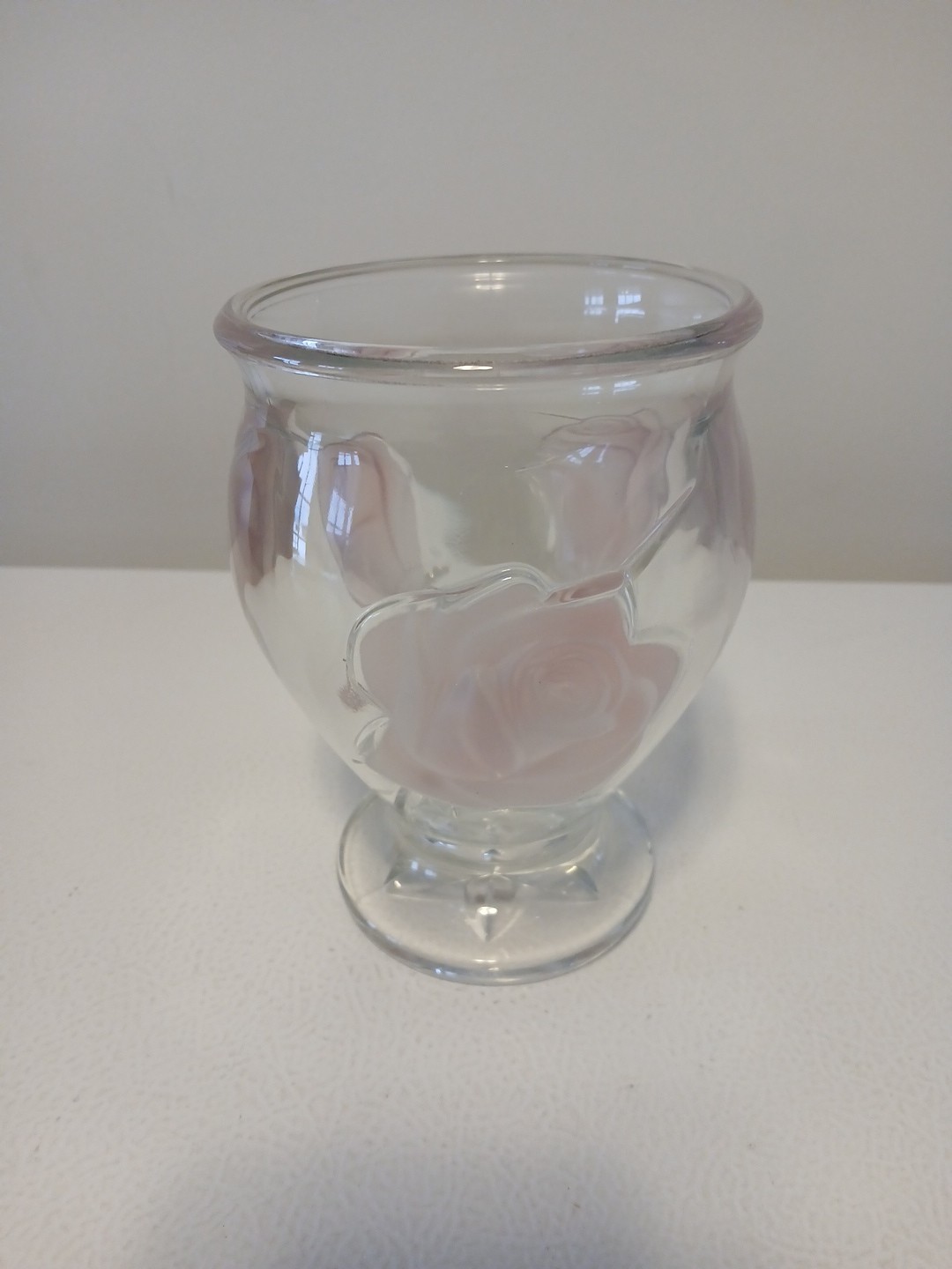 Teleflora French Art Chrystal Glass Featuring Raised Frosted Pink Roses Teleflora French Art Chrystal Glass Featuring Raised Frosted Pink Roses