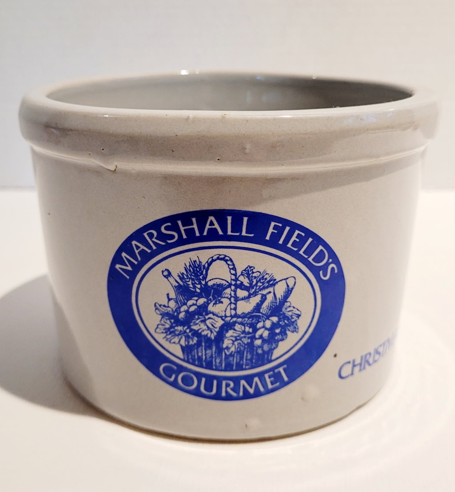 VTG MARSHALL FIELDS GOURMET CHRISTMAS POTTERY CROCK--1986-4