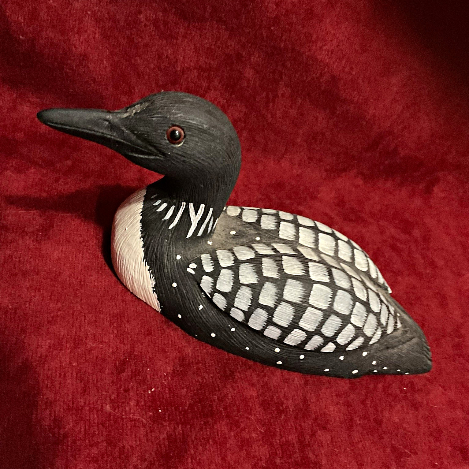 Jennings Decoy Co. Loon Bird Figurine, Wood Wildlife Decor, handmade, Minnesota