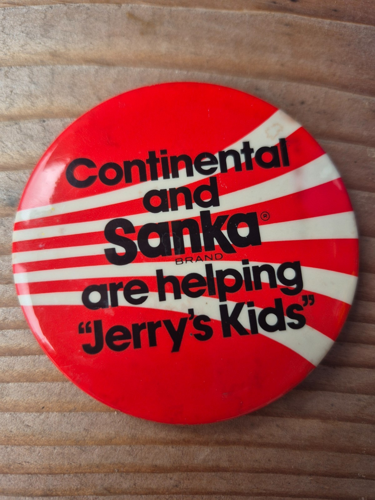 Vintage 1970\'s 1980\'s Sanka Jerry\'s Kids Continental Airlines Button Pin charity