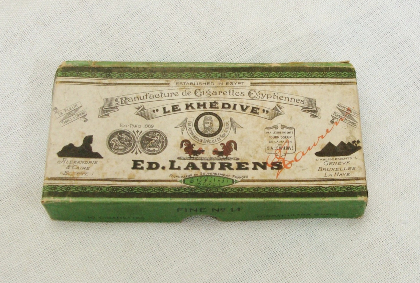 Vintage Egyptiennes Cardboard Empty Cigarette Box - Egypt Ed. Laurens