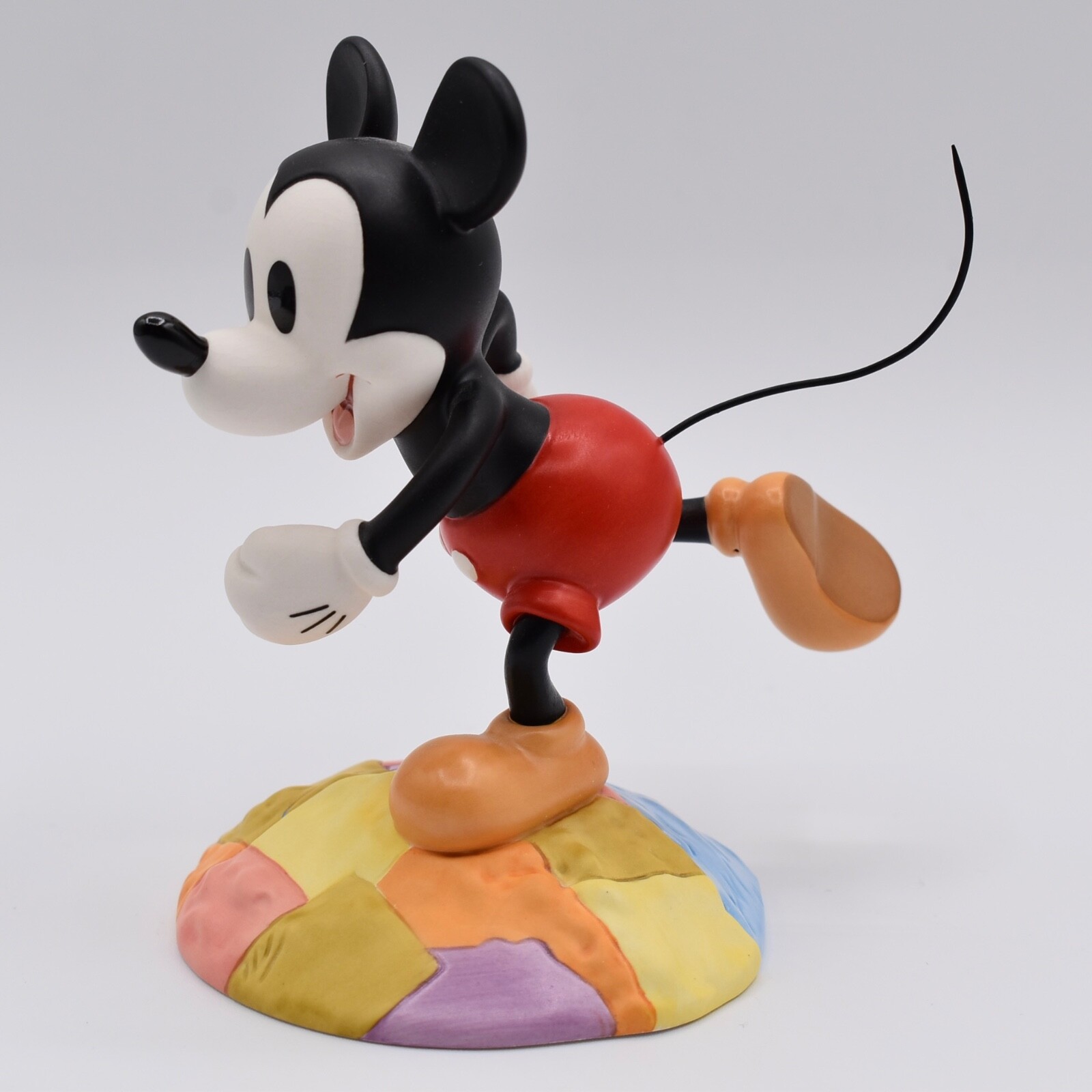 WDCC Millennium Mickey: On Top of the World from Thru the Mirror Figurine w/COA