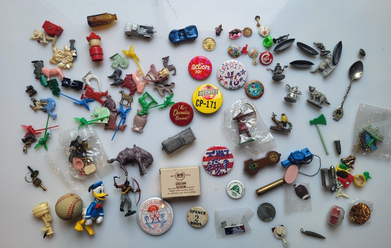 Vintage Antique 1960s & 70s Trinkets HUGE LOT 