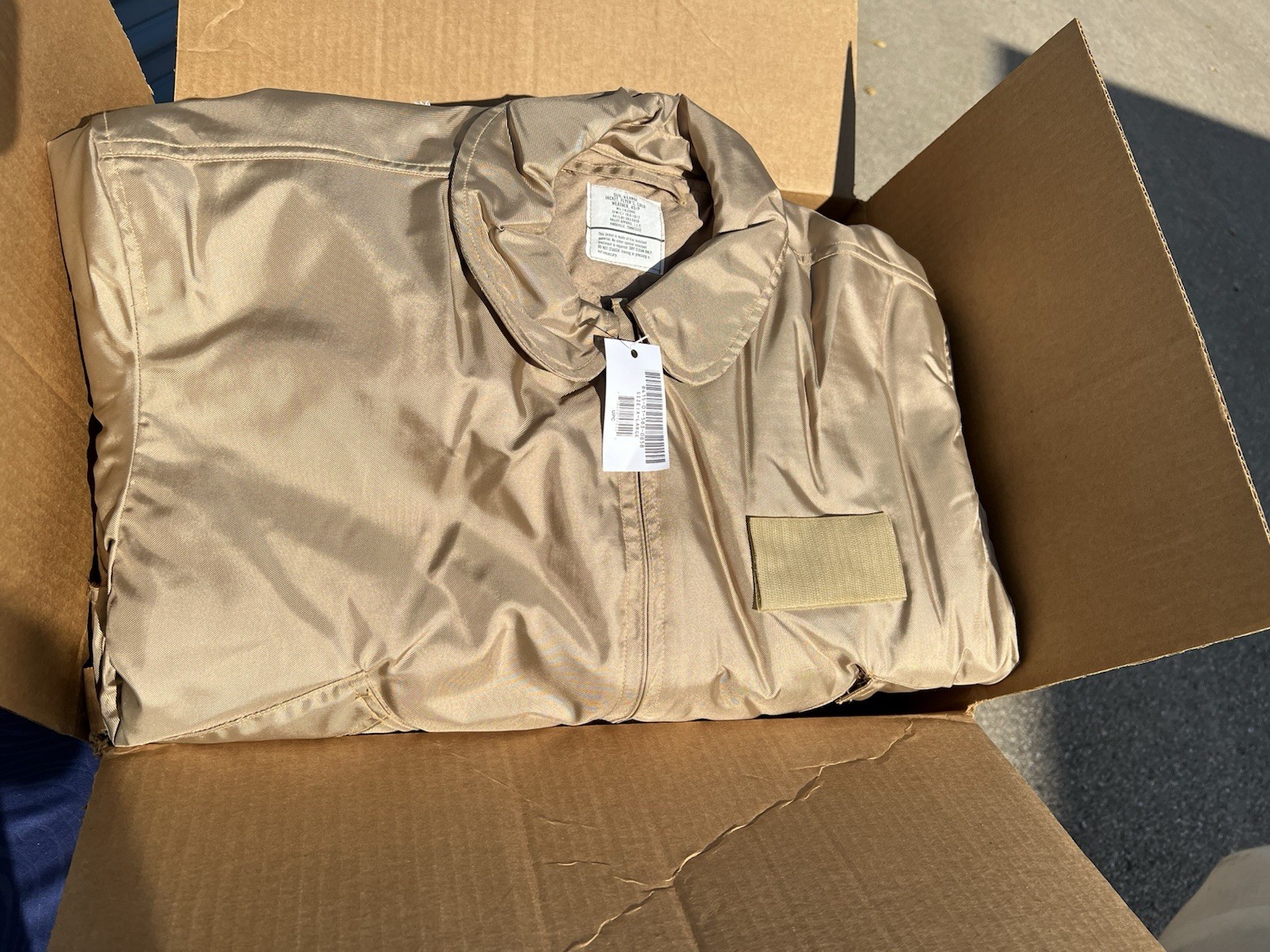 CWU-45/P US Issue Cold weather Flight Jacket Nomex- Glossy- X-Large- Tan- NEW