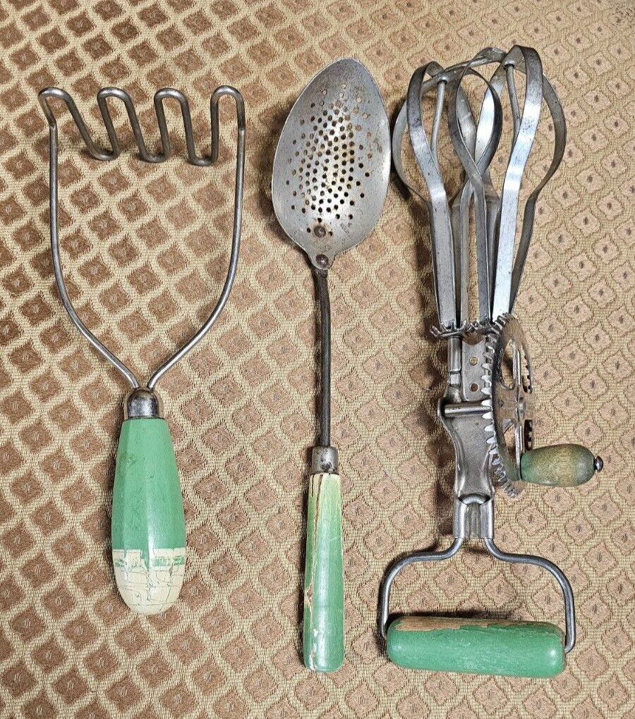 VTG ANDROCK, A&J Green Wooden Handled Mixer Masher Kitchen Utensils Made in USA