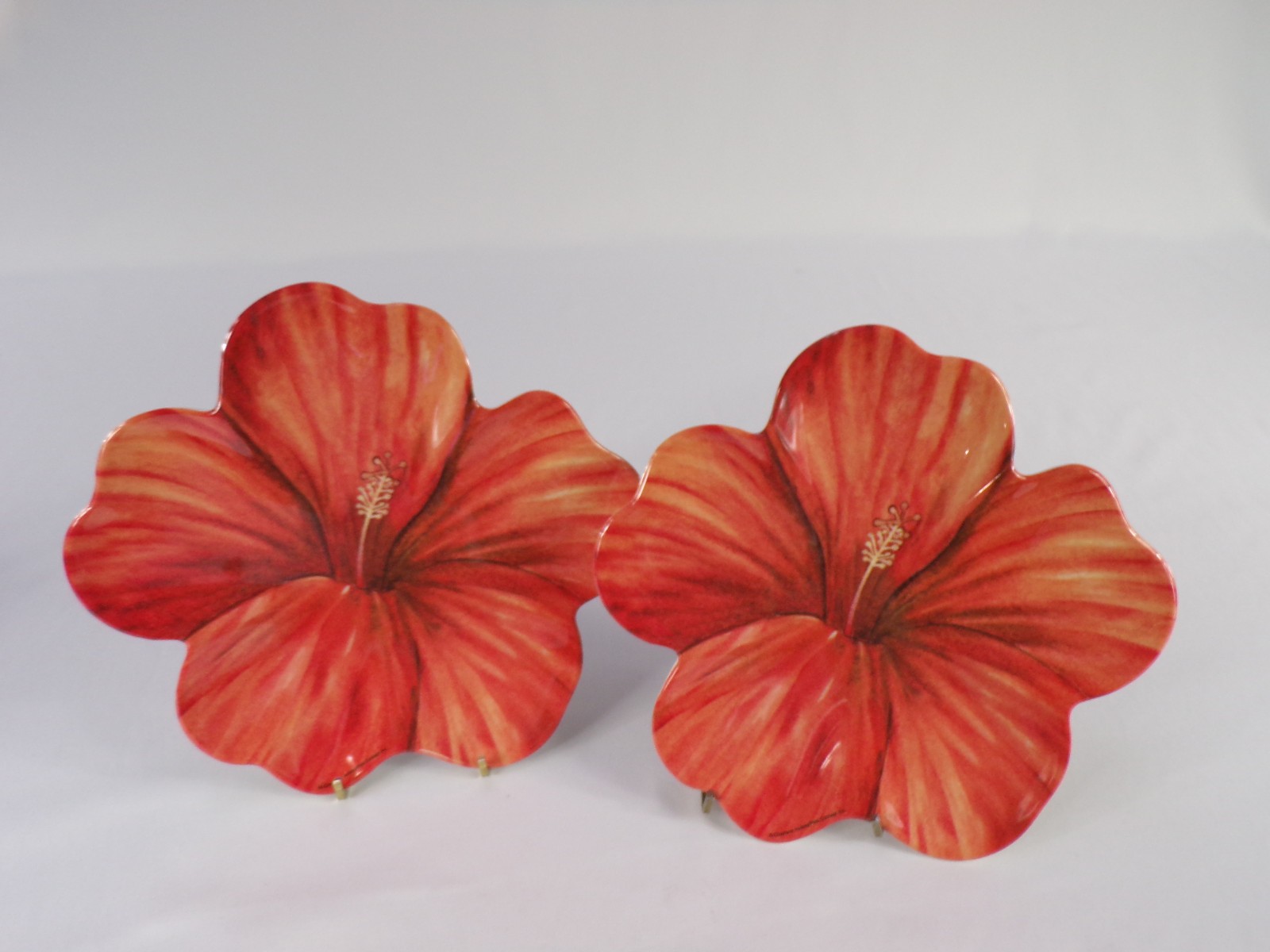 Vintage Presidio Charlene Audrey/Pela Hibiscus Art Melamine Plates 60s  8\