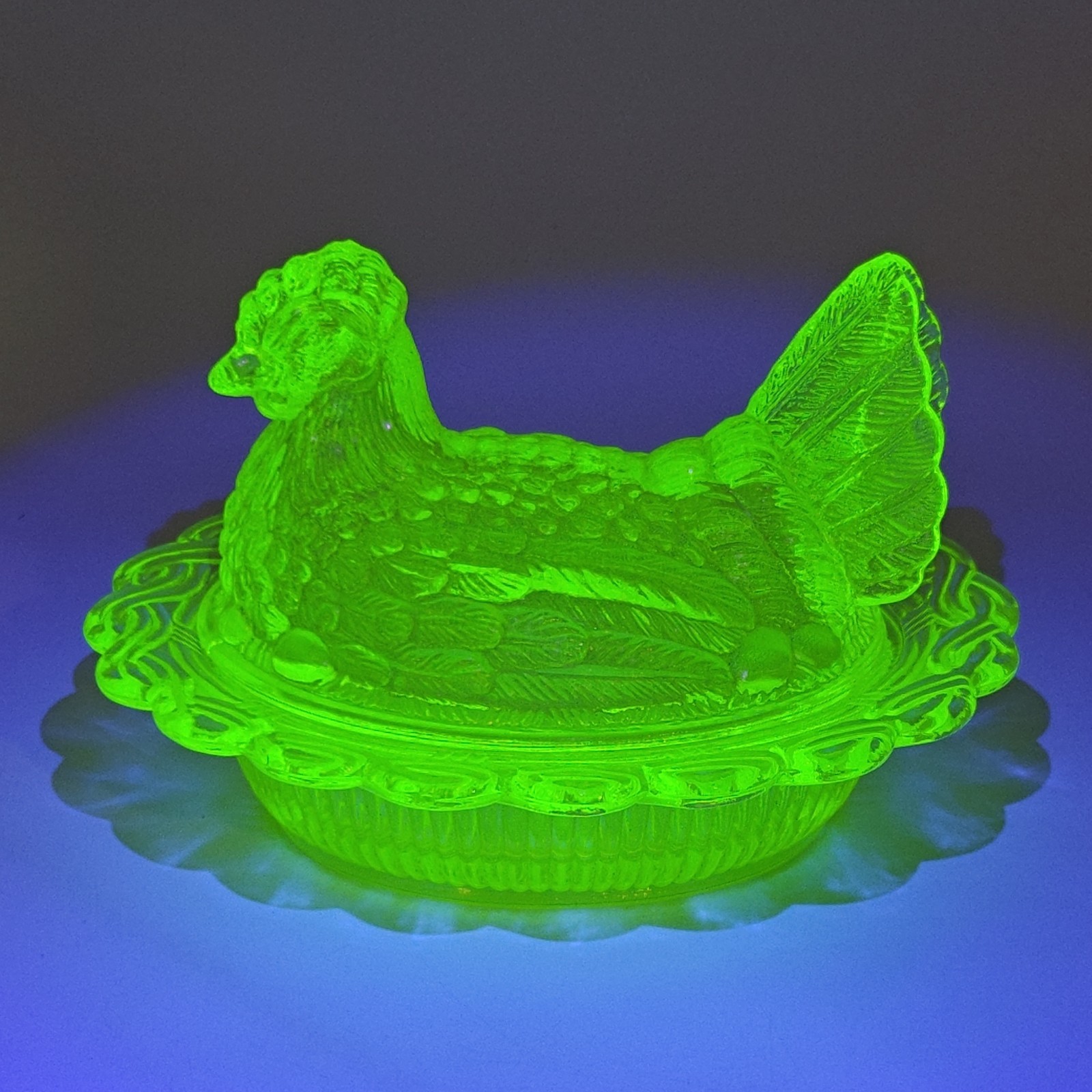 Mosser Hen on Nest Uranium Vaseline Glass M Marked Crack In Bottom 6.5