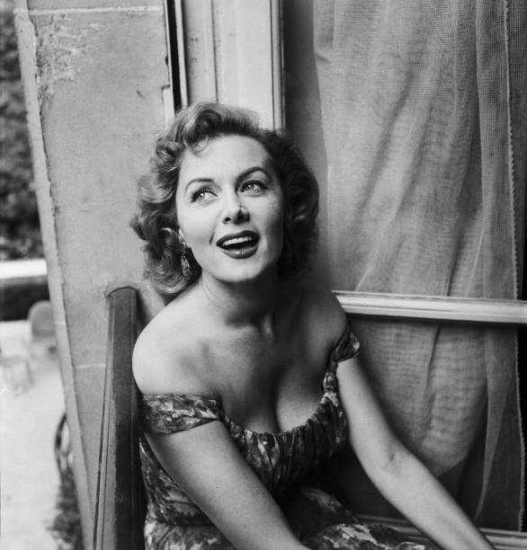 Portrait of Rhonda Fleming July 1954 Historic Old Photo 6
