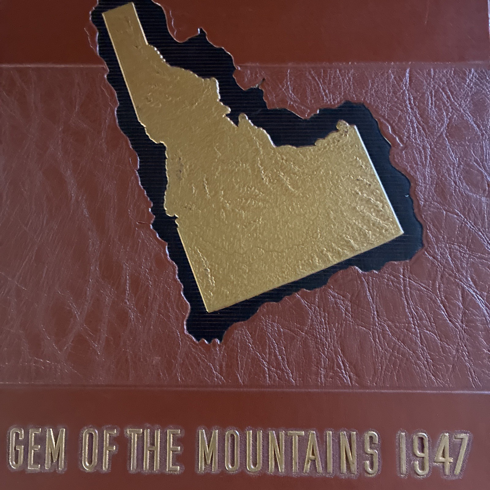 1947 University of Idaho Yearbook Gem of the Mountains Moscow Idaho 1947 University of Idaho Yearbook Gem of the Mountains Moscow Idaho