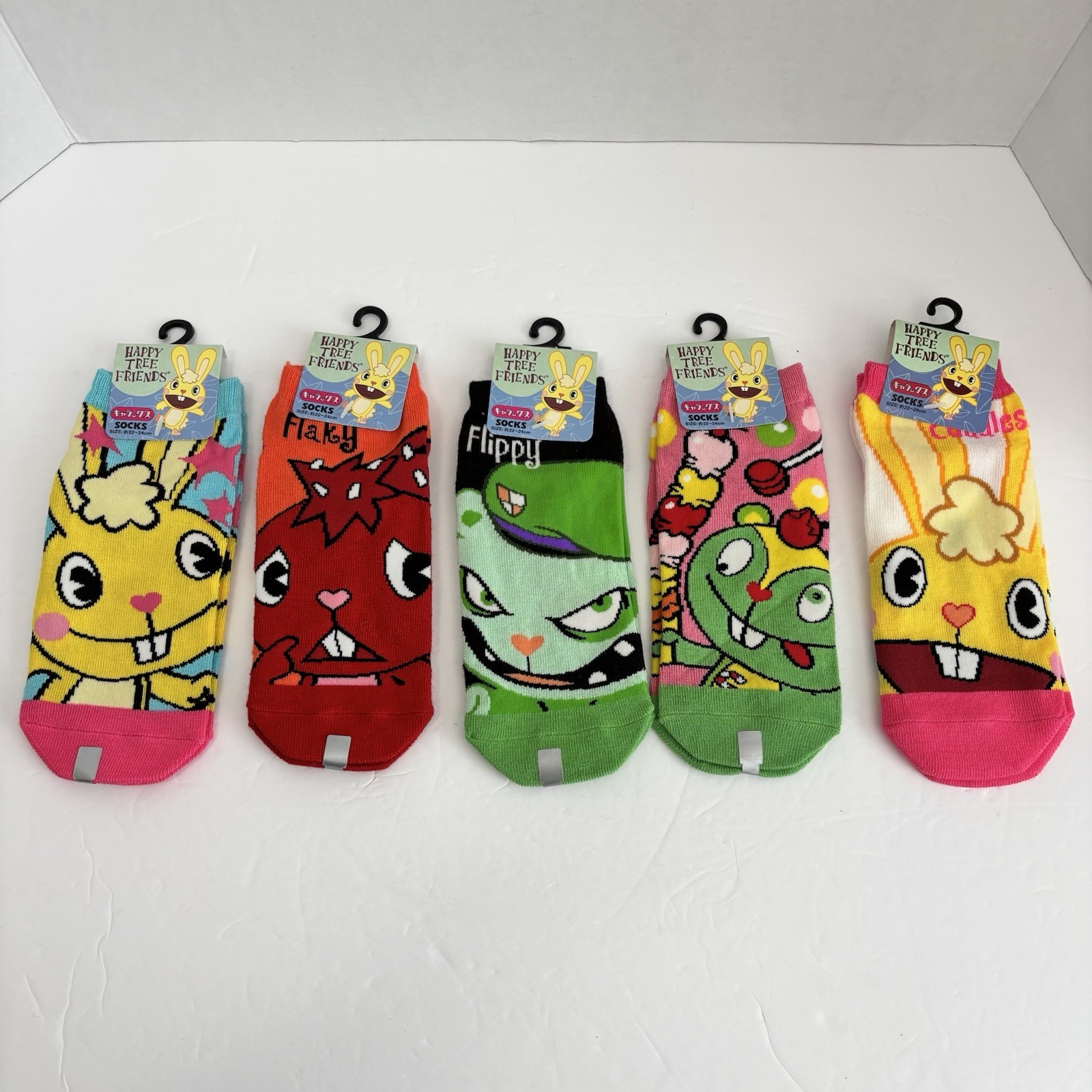 5 NEW Happy Tree Friends 2011-12 Socks 22-24cm Cuddles Giggles Flippy Flaky Lot