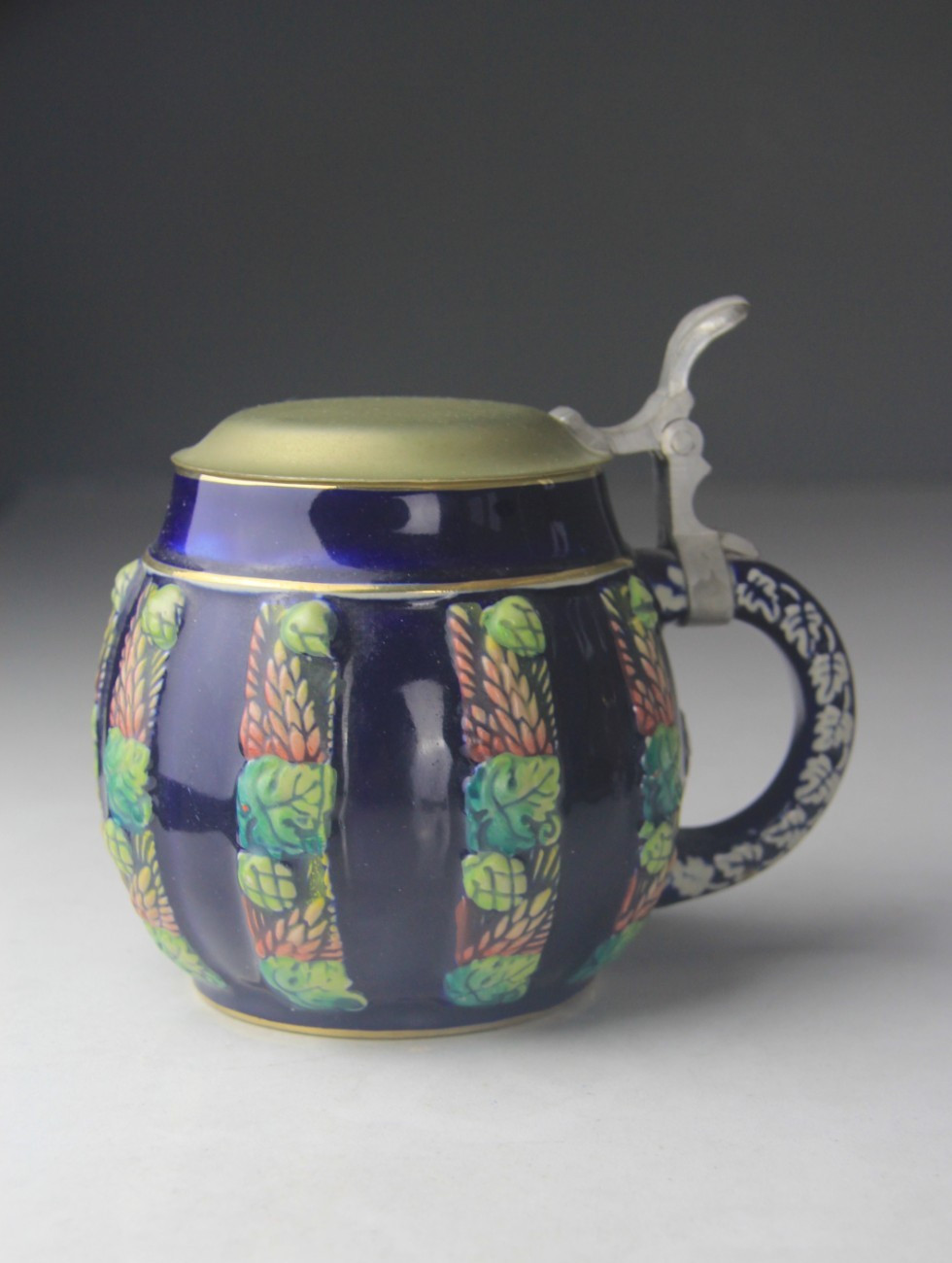 VTG MARZI & REMY BEER STEIN w/ METAL LID VTG MARZI & REMY BEER STEIN w/ METAL LID