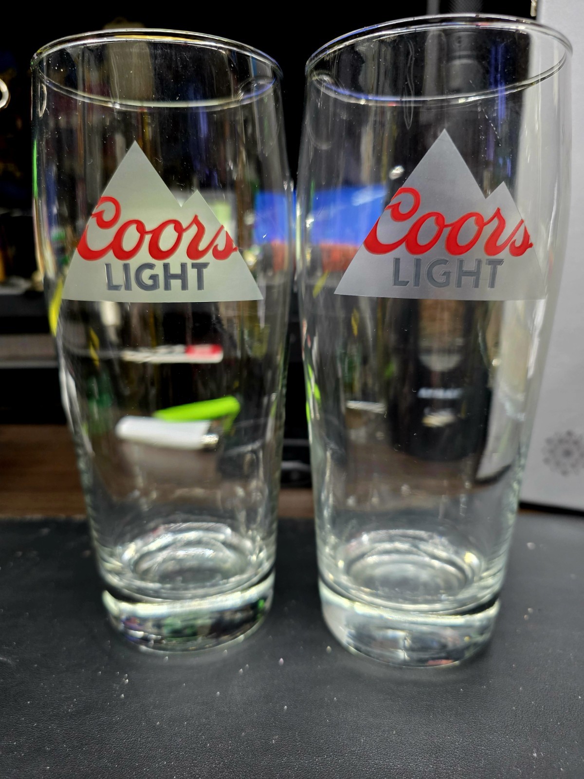 Coors Light Pint Beer Glass Etched Mountain
