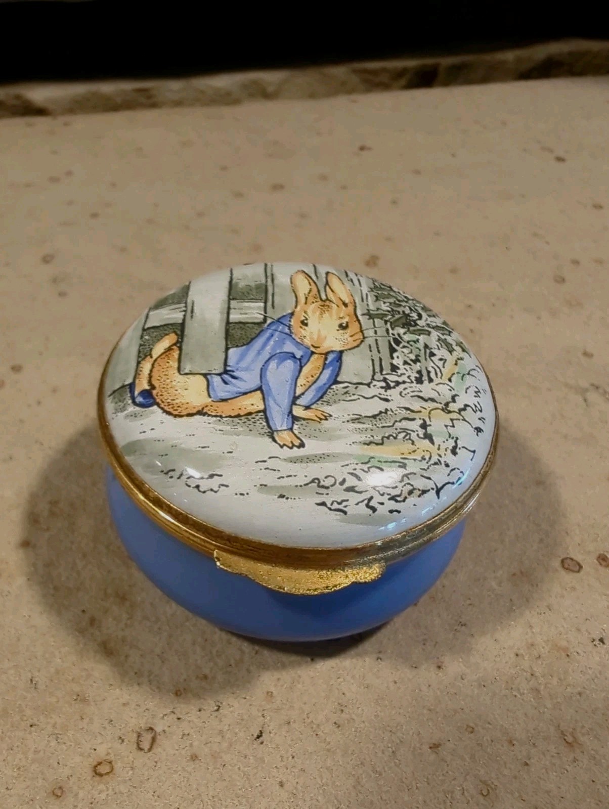 Vintage Crummles Trinket Box Beatrix Potter Peter Rabbit Enamel England