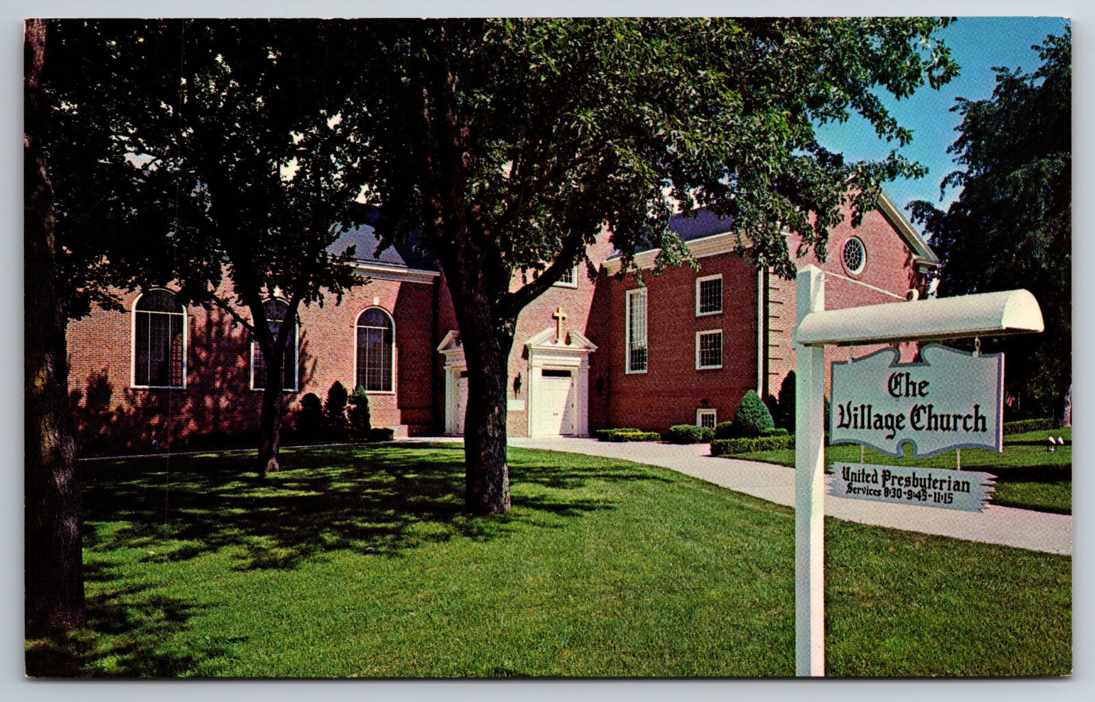 Vintage Postcard KS Prairie Village United Presbyterian Church Chrome