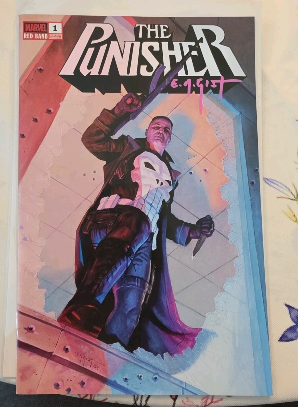 Punisher Red Band 1 EM Gist Variant SIGNED Auto w/ COA Marvel Comics 2025 NM