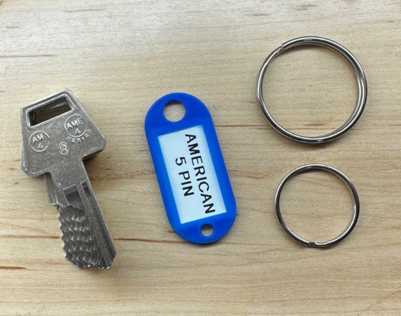 American Padlock Space And Depth Keys 5 Cut American Padlock Space And Depth Keys 5 Cut