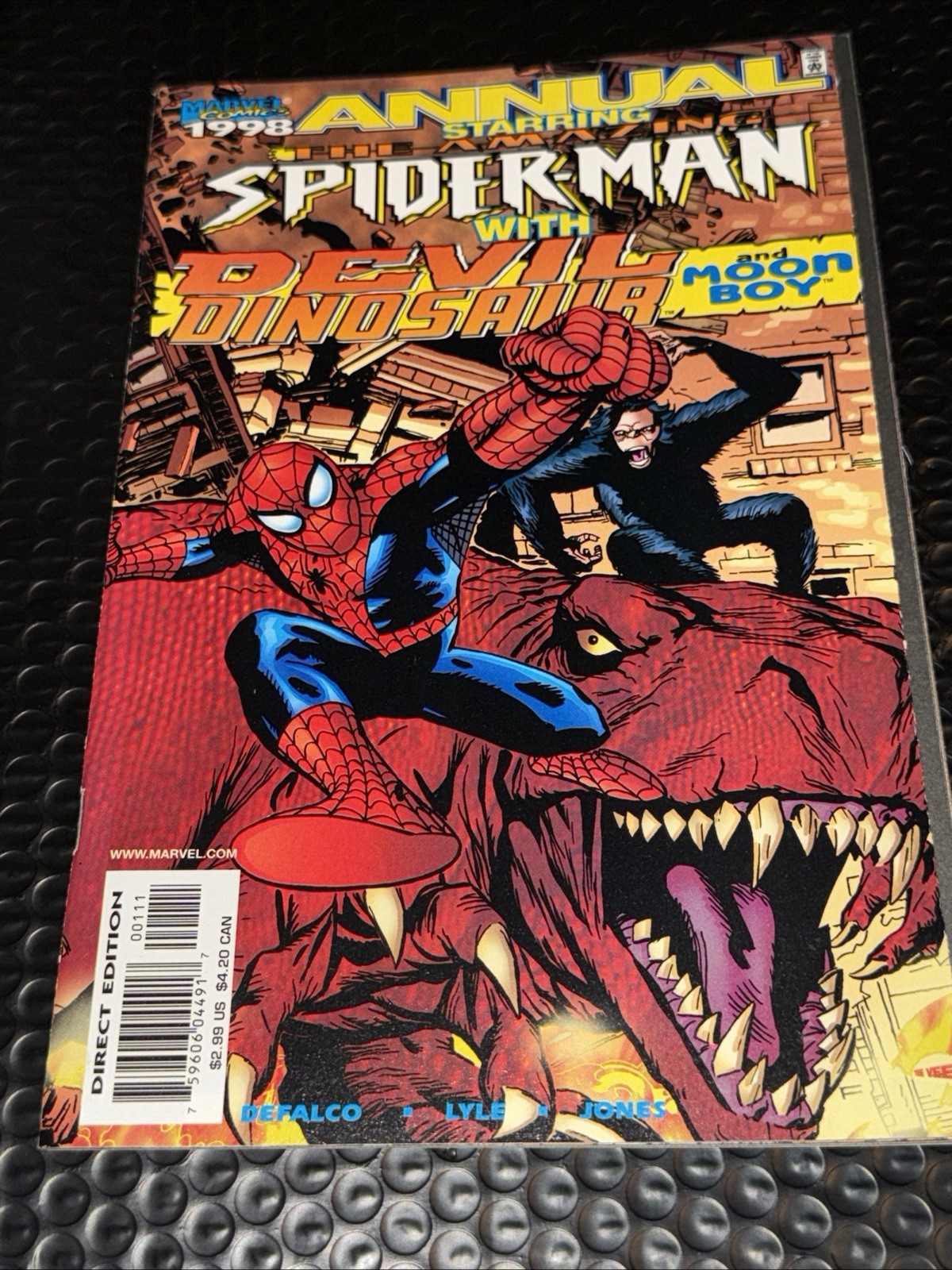 THE AMAZING SPIDER-MAN ANNUAL 1998 WITH DEVIL DINOSAUR AND MOON BOY (NM-)