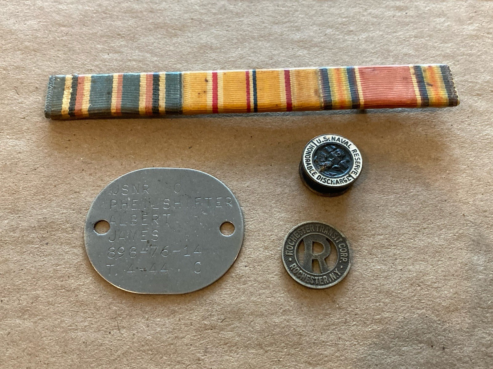 Named WW2 US Navy Sailor Lot Grouping Dog Tag Campaign Ribbon Bar Pin WWII Named WW2 US Navy Sailor Lot Grouping Dog Tag Campaign Ribbon Bar Pin WWII