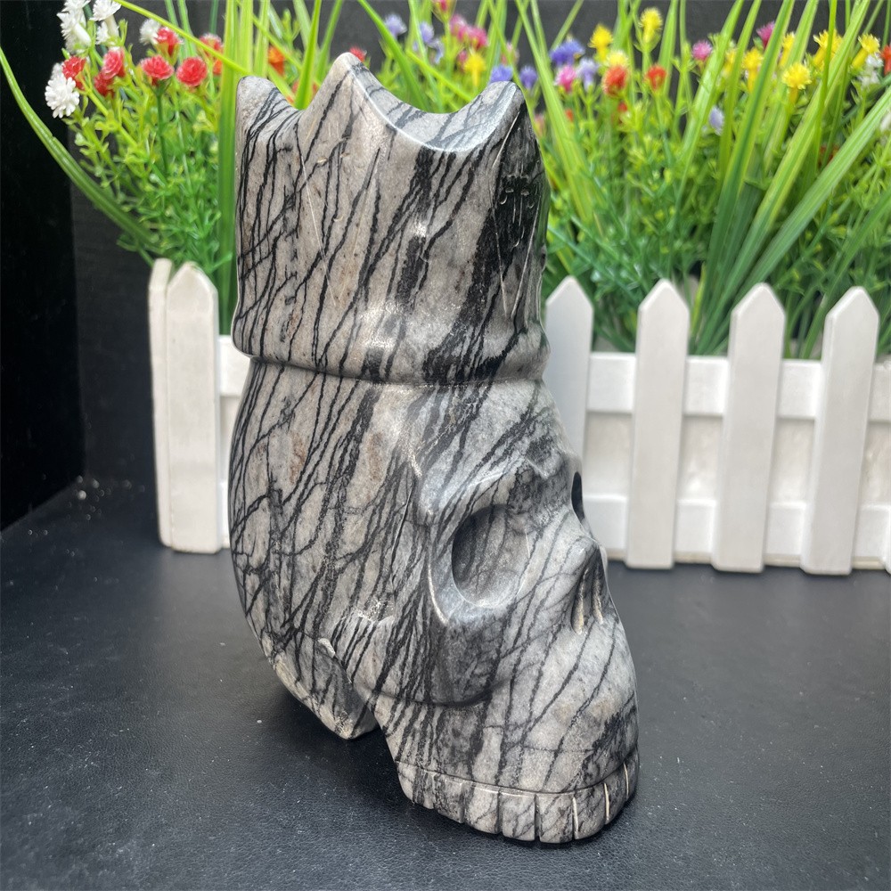 2.6LB 4.5\'\'Black Net Stone Crown Carving Ornament Crystal Quartz Carving Gift
