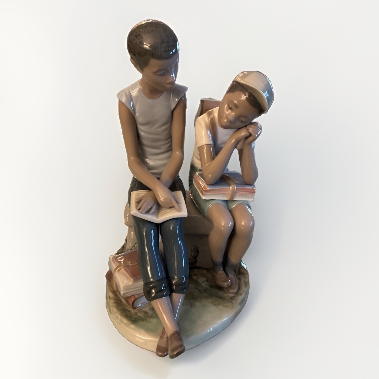Lladro School Chums #5237