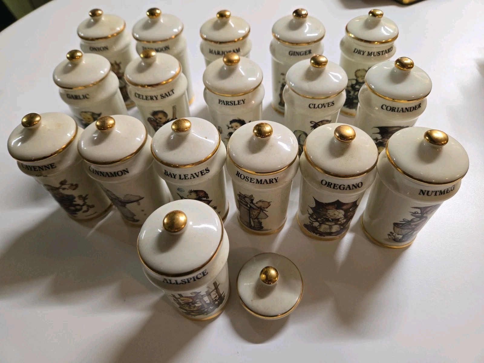 MJ Hummel Danbury 1987 Gold Trim Spice Jars 17 Pc Set (no rack) Japan