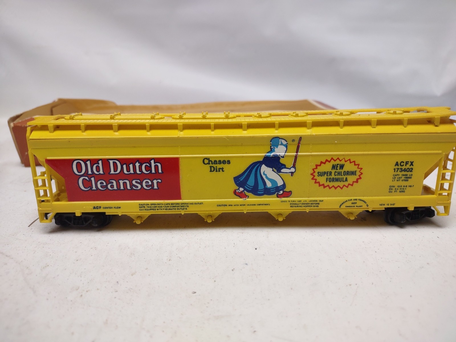 Tyco HO Scale Train Car Old Dutch Cleanser