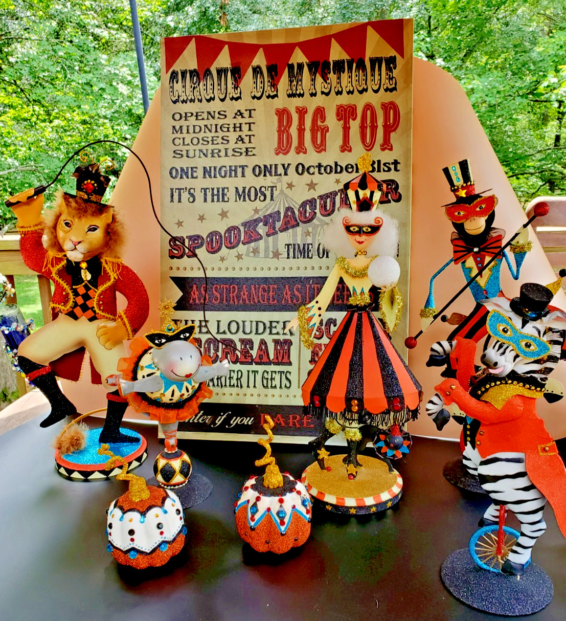 PIER ONE HALLOWEEN ENCHANTED CIRCUS & CANVAS SIGN