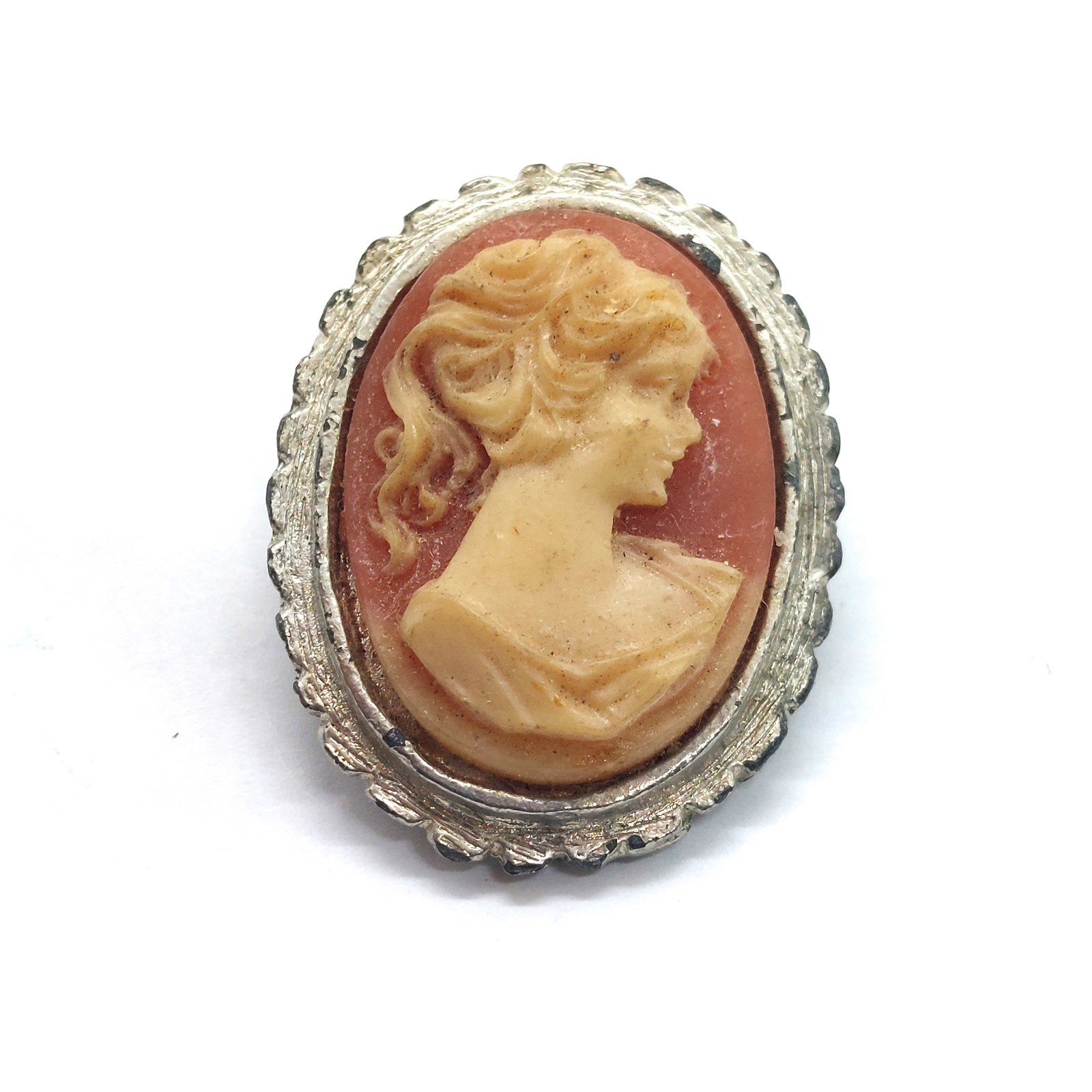 Vintage Cameo Pin Brooch Lady Profile Victorian Revival Oval Scalloped Frame