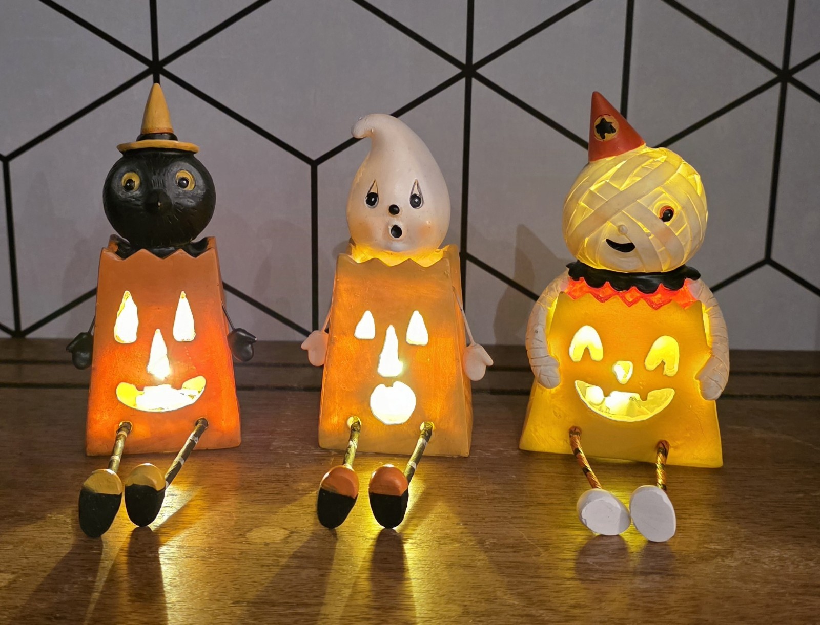 JOHANNA PARKER Retro Shelf Sitter Light Up Treat Bag jack o lantern - Set of 3