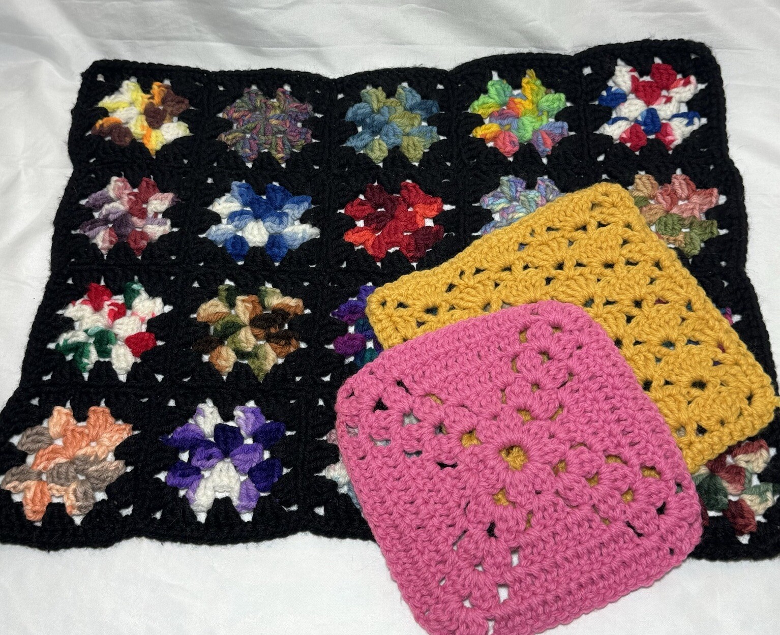 Lot Of 3 VTG Hand Crochet Hot Pads Trivets Pot Holders Colorful Granny Cottage Lot Of 3 VTG Hand Crochet Hot Pads Trivets Pot Holders Colorful Granny Cottage