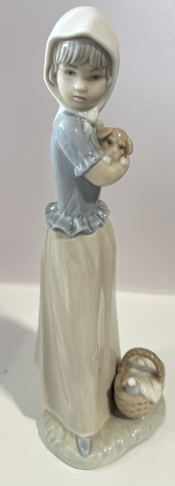 Nao by Lladró Girl with Puppy Dog & Picnic Basket Handmade in Spain EUC