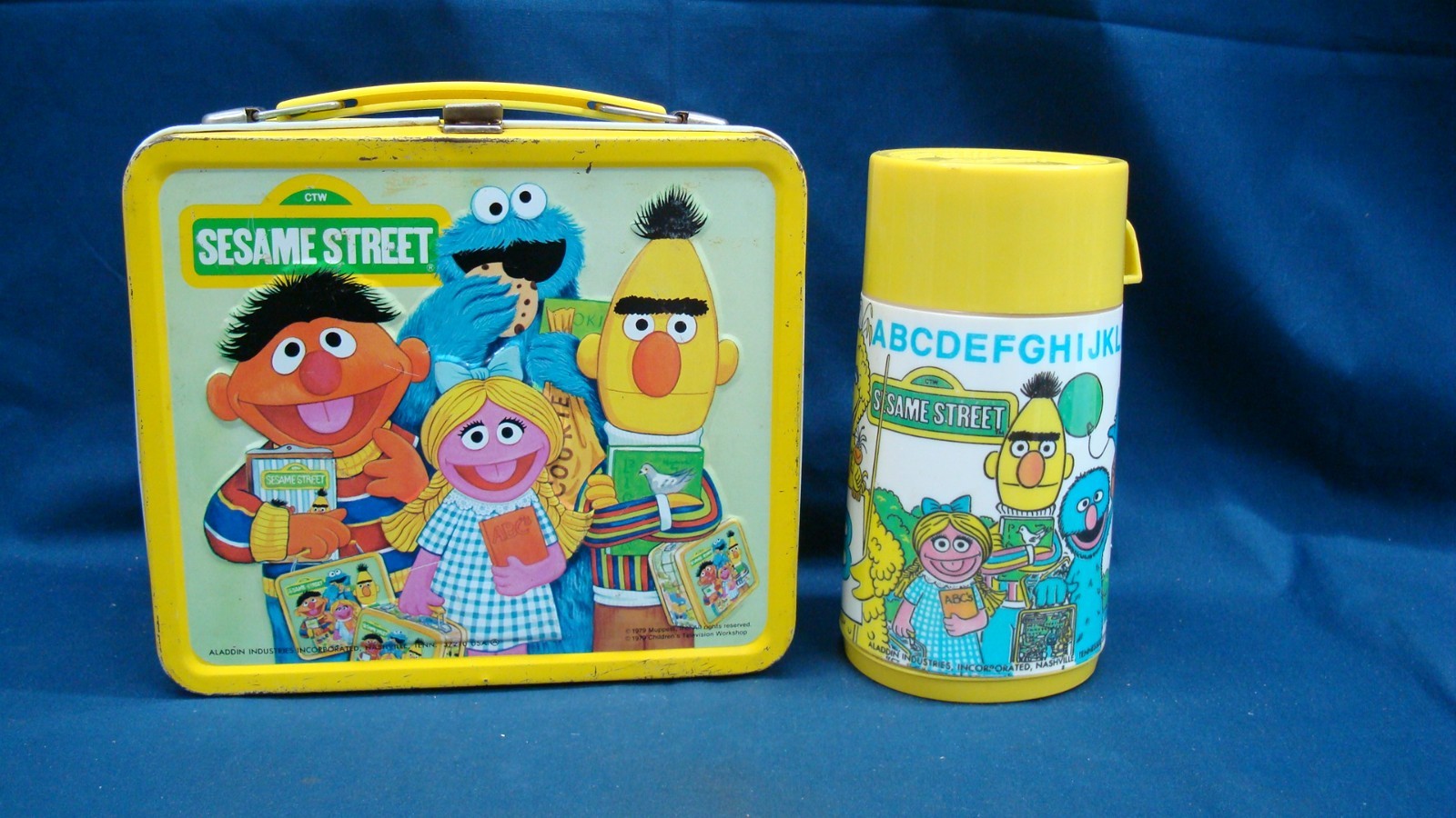Vintage 1979 Sesame Street Metal Lunch Box Aladdin With Thermos Muppets