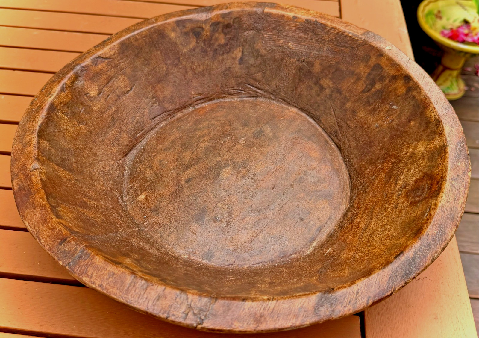 Big Antique American Primitive Pantry Hand Carved Burl NH Wooden Dough Bowl 15'