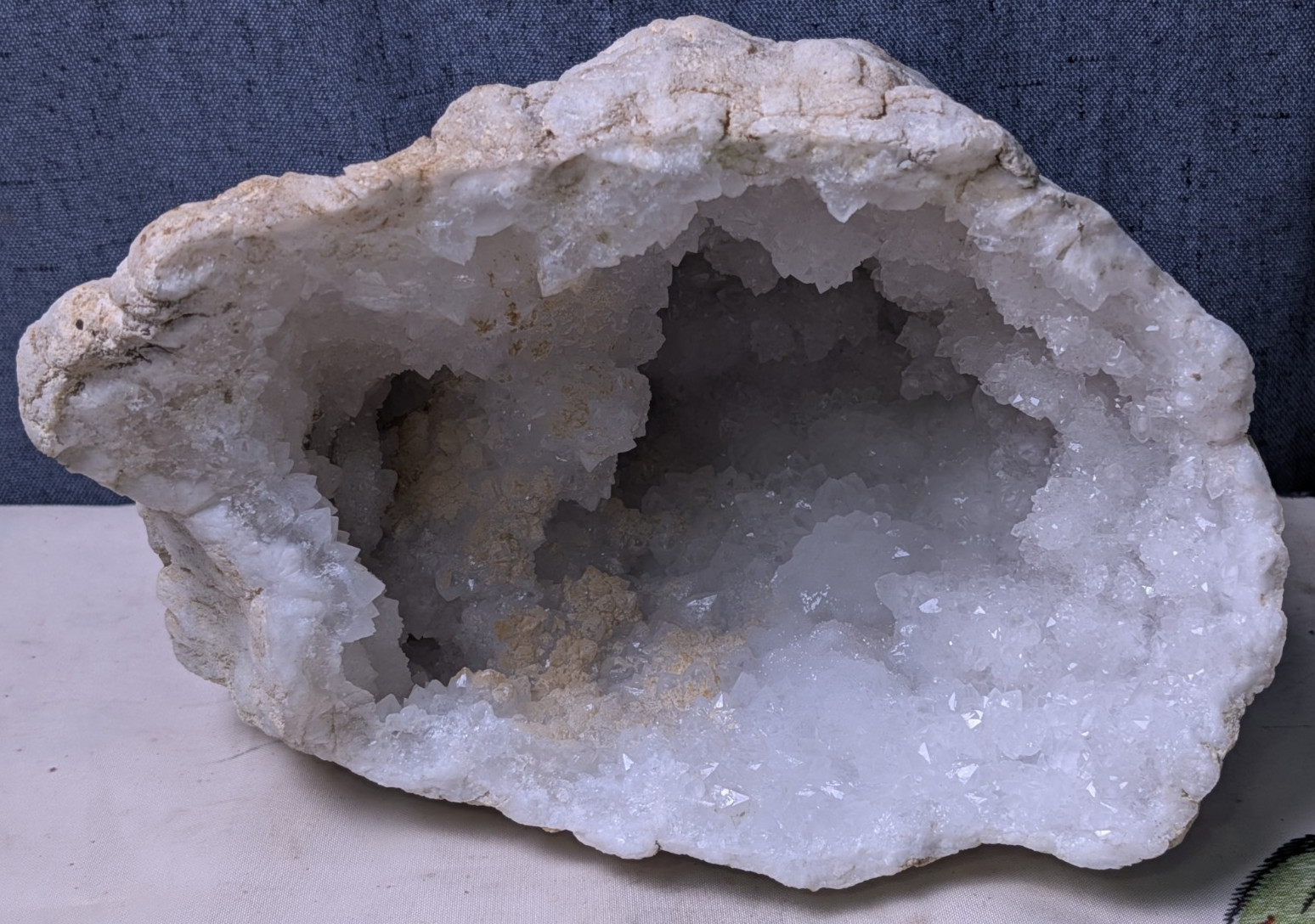 Natural Clear Quartz Geode Large Sparkling White Crystal Cluster 9.5\